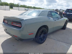 2017 DODGE CHALLENGER SXT