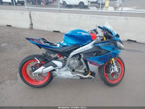 2026 APRILIA RS 660