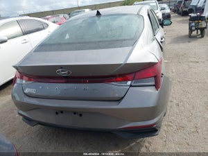 2023 HYUNDAI ELANTRA PREFERRED IVT WITH TECH PACKAGE