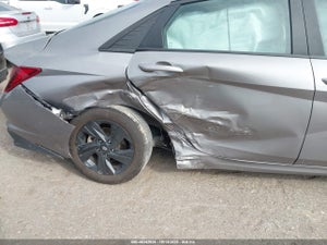 2023 HYUNDAI ELANTRA PREFERRED IVT WITH TECH PACKAGE