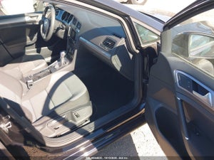 2016 VOLKSWAGEN E-GOLF SE