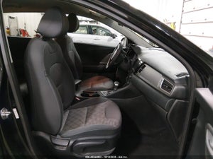 2017 KIA NIRO LX