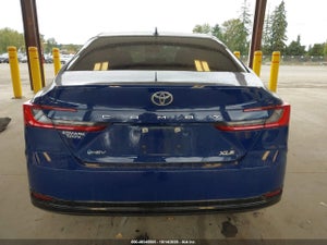 2025 TOYOTA CAMRY XLE
