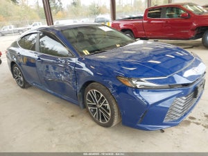 2025 TOYOTA CAMRY XLE