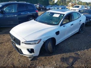 2024 VOLVO S60 RECHARGE PLUG-IN HYBRID T8 ULTIMATE BLACK EDITION