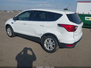 2019 FORD ESCAPE SE