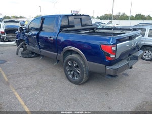 2017 NISSAN TITAN PLATINUM RESERVE