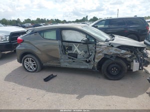 2021 TOYOTA C-HR LE