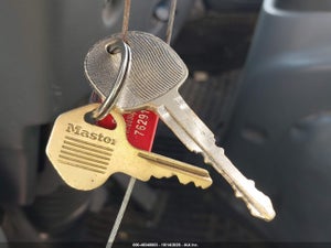 2021 ISUZU NPR XD