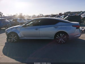 2020 NISSAN ALTIMA SR