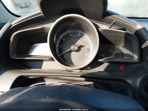 2019 TOYOTA YARIS LE