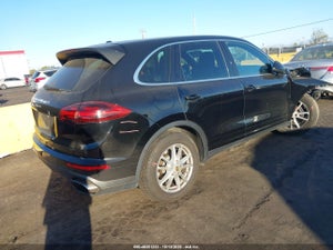 2016 PORSCHE CAYENNE