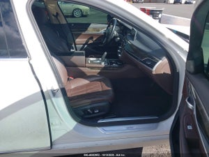 2016 BMW 740I