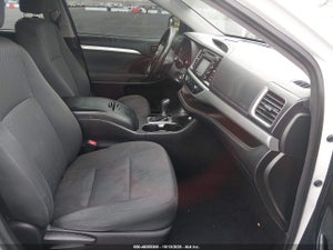 2017 TOYOTA HIGHLANDER LE