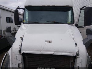 2022 VOLVO VNL