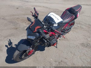 2023 KAWASAKI ZR900 F