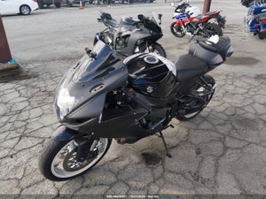 2019 SUZUKI GSX-R600