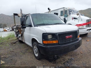 2010 GMC Savana Cutaway