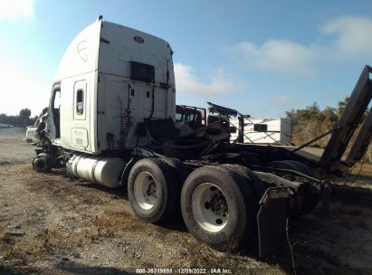 2019 FREIGHTLINER CASCADIA 126 White  Other G380002W102415 photo #4