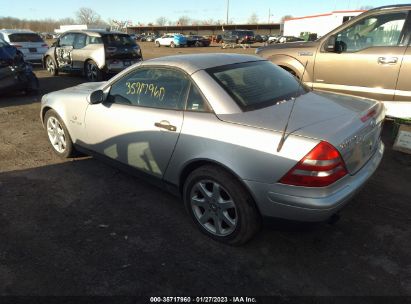 1998 MERCEDES-BENZ SLK 230 Silver  Gasoline WDBKK47F8WF061184 photo #4