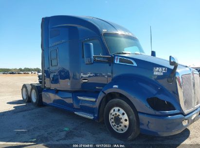 2018 KENWORTH T680 Blue  Diesel 1XKYDP9X3JJ187234 photo #1