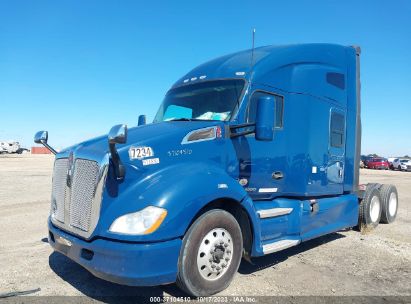 2018 KENWORTH T680 Blue  Diesel 1XKYDP9X3JJ187234 photo #3