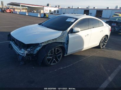 2018 VOLVO S60 T5 DYNAMIC White  Gasoline YV126MFL9J2454103 photo #3