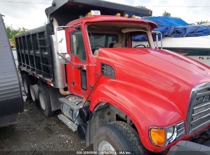 2006 MACK 700 CV700 Red  Diesel 1M2AG11C26M038308 photo #3