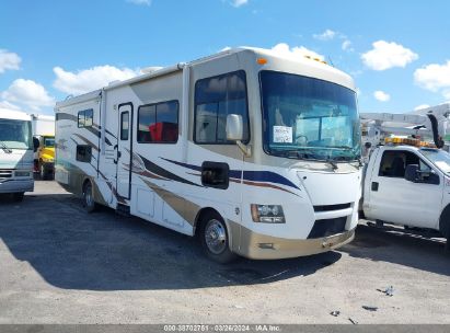 2013 FORD F53 White  Gasoline 1F65F5DY2D0A07400 photo #1