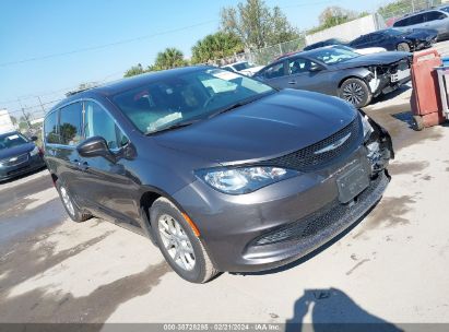 2023 CHRYSLER VOYAGER LX Gray  Flexible Fuel 2C4RC1CG5PR530171 photo #1