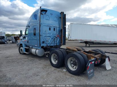 2016 FREIGHTLINER CASCADIA 125 Blue  Diesel 3AKJGLD60GSHC4503 photo #4