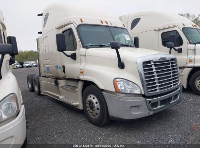 2016 FREIGHTLINER CASCADIA 125 Cream  Diesel 1FUJGLD52GLGD7396 photo #1