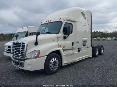 2016 FREIGHTLINER CASCADIA 125   Diesel 1FUJGLD50GLGD7414 photo #3