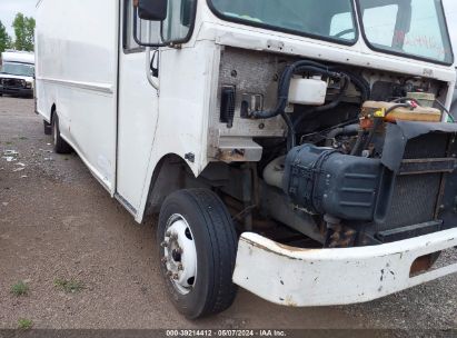 2013 FREIGHTLINER CHASSIS M LINE WALK-IN VAN   Gasoline 4UZAC3DV8DCFF6798 photo #1