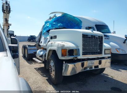 2001 MACK 600 CH600 White  Diesel 1M1AA18Y41W136664 photo #1