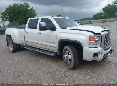 2019 GMC SIERRA 3500HD DENALI White  Diesel 1GT42WEYXKF110986 photo #1