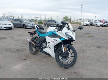 2022 CF MOTO 300SS White  Other LCEPDPL37N6001409 photo #1