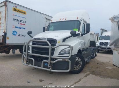 2021 FREIGHTLINER NEW CASCADIA 126 White  Diesel 3AKJHHDR2MSMR8756 photo #3