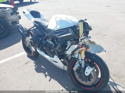 2019 SUZUKI GSX-R750 White  Gasoline JS1GR7MA5K7100227 photo #1