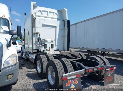 2019 PETERBILT 579 White  Diesel 1XPBDP9X2KD483717 photo #4