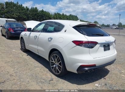 2022 MASERATI LEVANTE MODENA White  Gasoline ZN661YUM3NX400439 photo #4