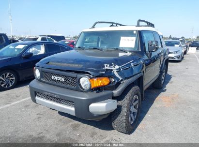 2014 TOYOTA FJ CRUISER Black  Gasoline JTEBU4BF4EK205740 photo #3