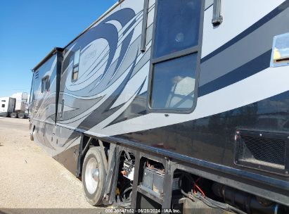 2009 FREIGHTLINER CHASSIS XC Black  Diesel 4UZACWDT89CAL3289 photo #4