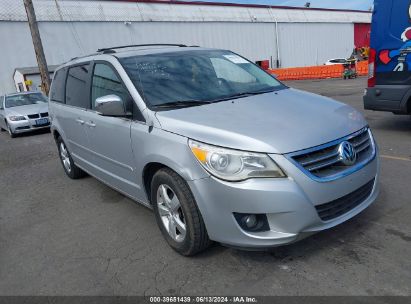 2009 VOLKSWAGEN ROUTAN SEL PREMIUM Silver  Gasoline 2V8HW64X29R595680 photo #1