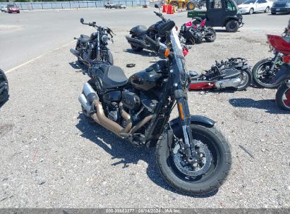 2018 HARLEY-DAVIDSON FXFBS FAT BOB 114 Black  Gasoline 1HD1YLK30JC053012 photo #1