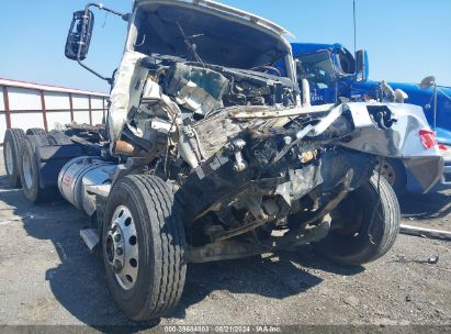 2017 MACK PINNACLE White  Diesel 1M1AW02Y9HM083731 photo #1