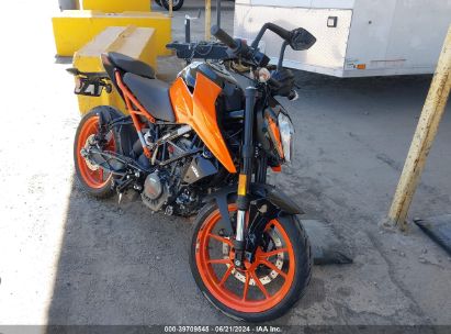 2023 KTM 200 DUKE Orange  Gasoline MD2JPC407PC024634 photo #1