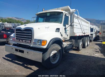 2005 MACK CV713 CV700 White  Diesel 1M2AG10C45M024104 photo #3