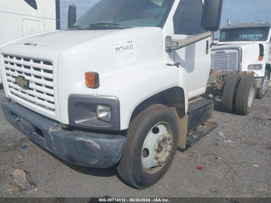 2005 CHEVROLET CC7500 1GBJ7C1C85F534723 photo #3