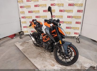 2023 KTM 390 DUKE Orange  Gasoline MD2JPJ405PC234220 photo #1